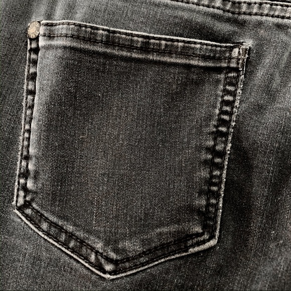 Black Skinny Jeans - Picture 5 of 6